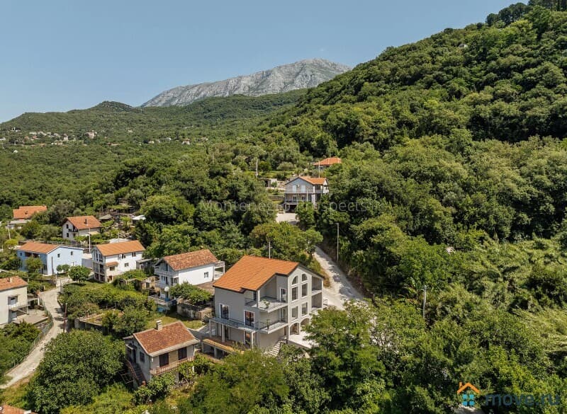 3-комн. квартира, 103 м²