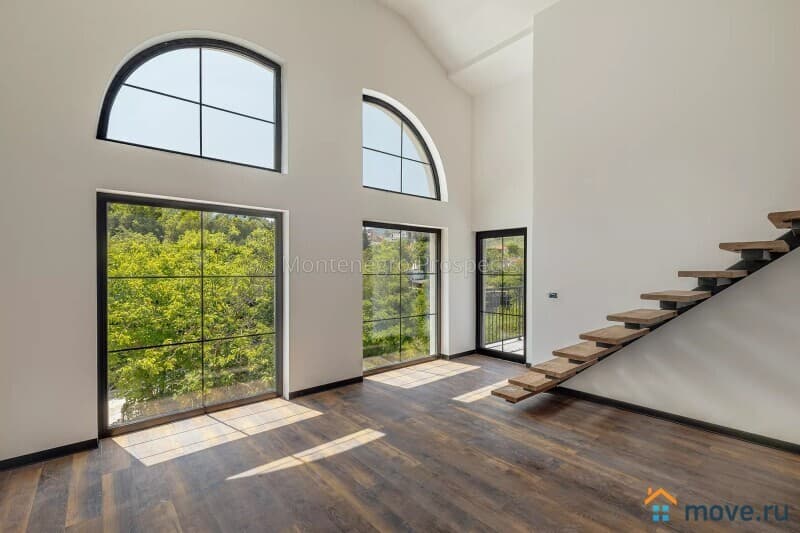 3-комн. квартира, 103 м²