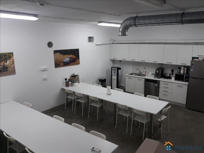 отдельное здание, 737 м²