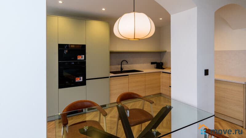 3-комн. квартира, 105 м²