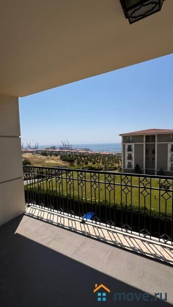 3-комн. квартира, 144 м²