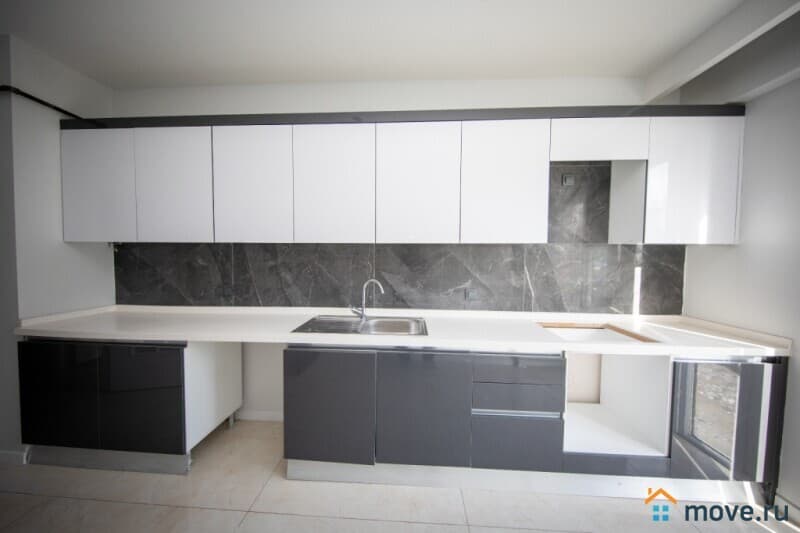 квартира, 220 м²