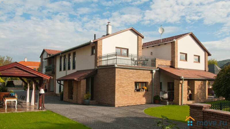 гостиница, 700 м²