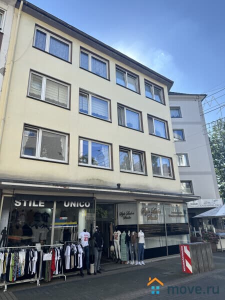 отдельное здание, 551 м²