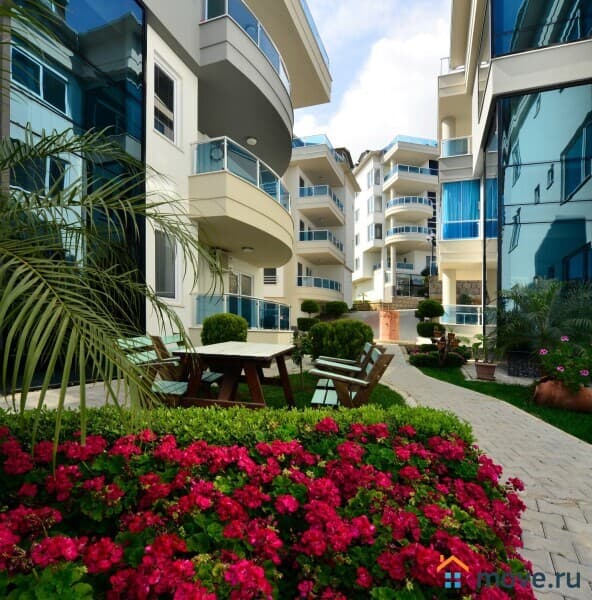 3-комн. квартира, 122 м²
