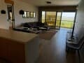 Купить трехкомнатную квартиру, 119 м², этаж 2 из 4. Фото 4