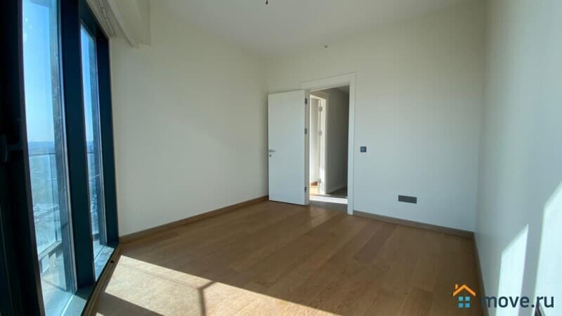 3-комн. квартира, 144 м²