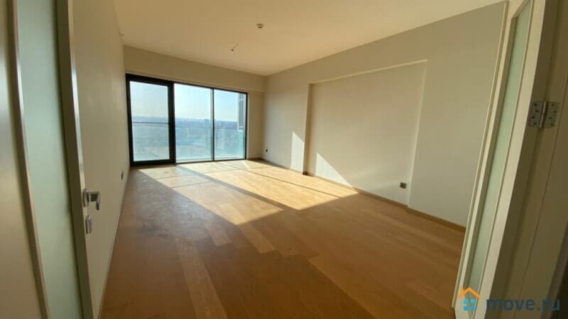 3-комн. квартира, 144 м²