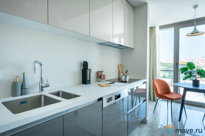 4-комн. квартира, 168 м²