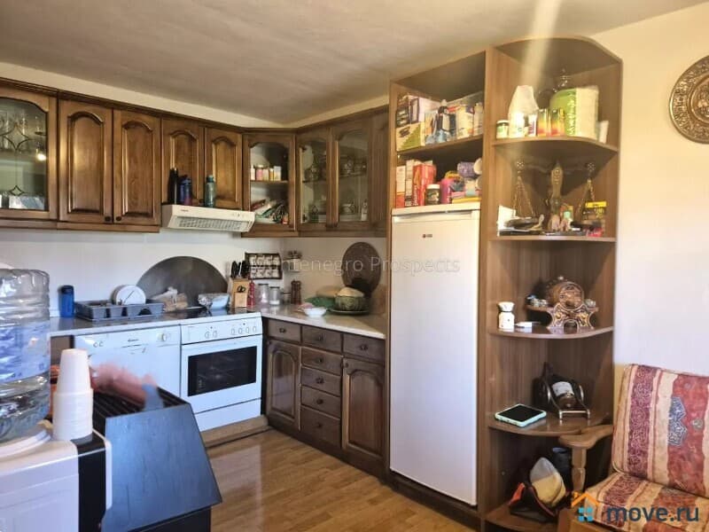 дом, 150 м²