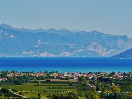 Продается земля под ИЖС, 11 соток, Desenzano del Garda