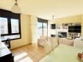 Продается трехкомнатная квартира, 107 м², этаж 2 из 5. Фото 8