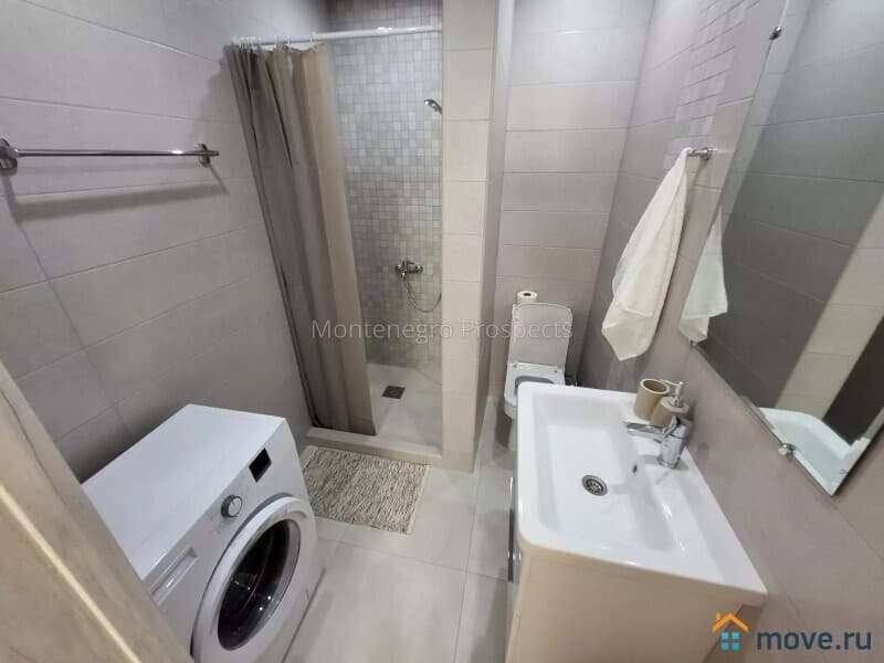 дом, 350 м²