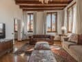 Купить гостиницу, 540 м². Фото 1