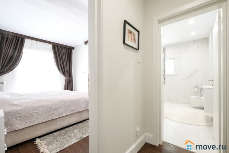3-комн. квартира, 166 м²