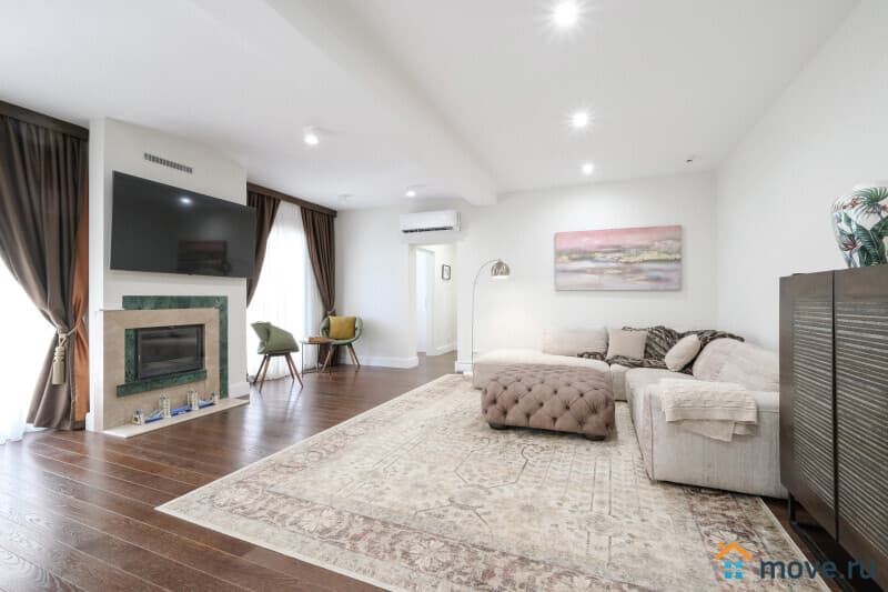 3-комн. квартира, 166 м²