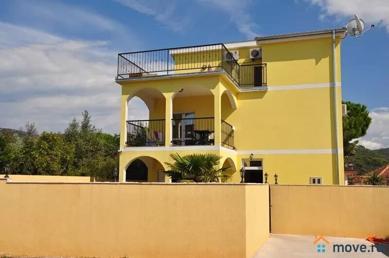 гостиница, 300 м²