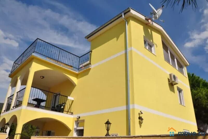 гостиница, 300 м²