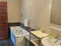 Объявление о продаже трехкомнатной квартиры, 93 м², этаж 2 из 4. Фото 2