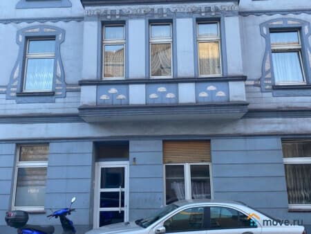 Продаю отдельно стоящее здание, 395 м², Дуйсбург