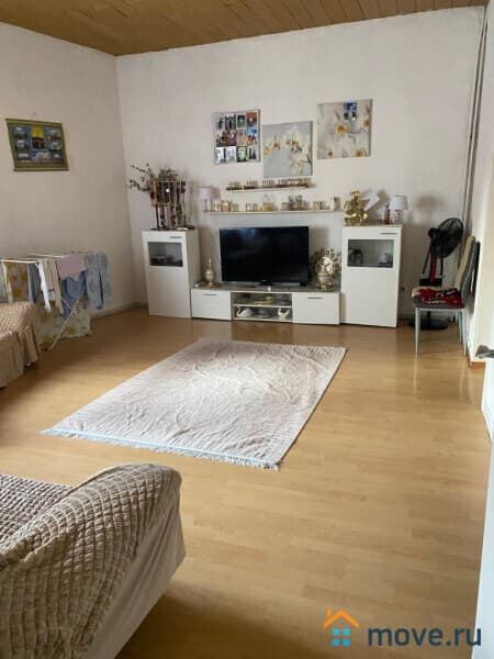 отдельное здание, 395 м²
