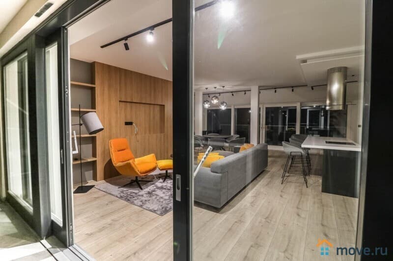 3-комн. квартира, 155 м²