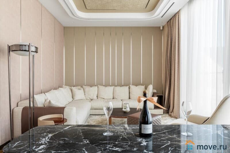 3-комн. квартира, 153 м²