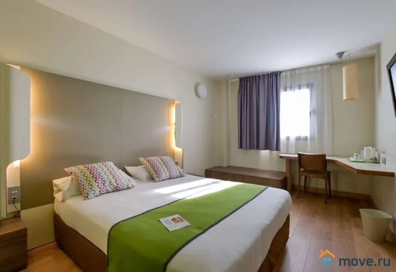 гостиница, 1500 м²