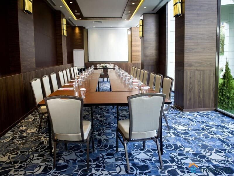 гостиница, 5000 м²