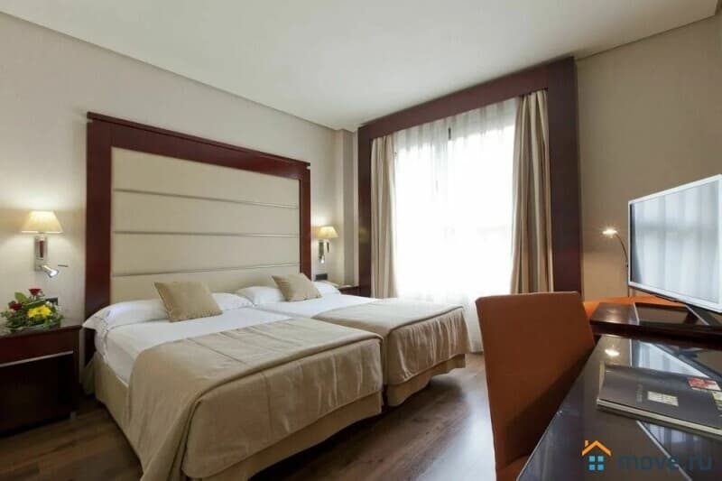 гостиница, 4000 м²