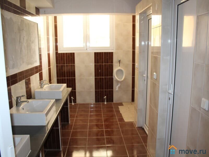 гостиница, 2700 м²