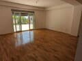 Продам трехкомнатную квартиру, 107 м², этаж 3 из 5. Фото 1