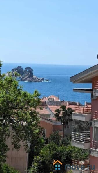 3-комн. квартира, 107 м²