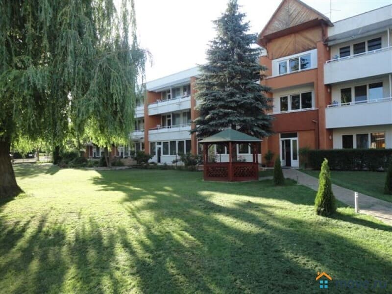 гостиница, 2000 м²