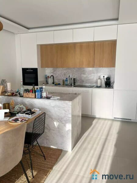 3-комн. квартира, 122 м²