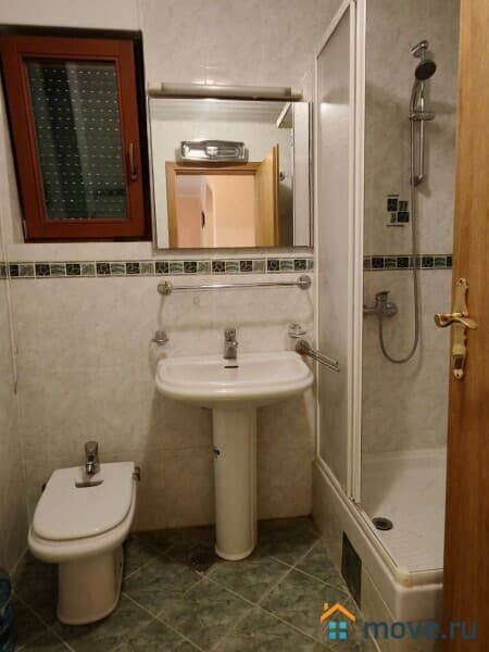 2-комн. квартира, 99 м²