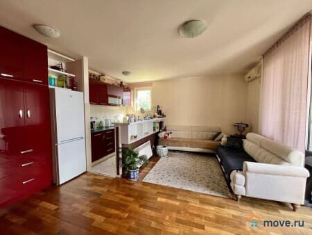 Продам 3-комнатную квартиру, 70 м², Petrovac na Moru, Петровац