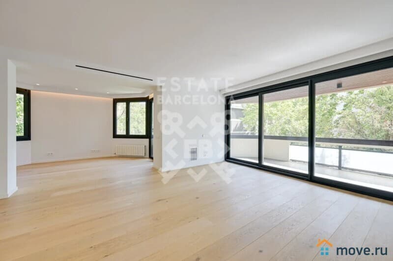 6-комн. квартира, 255 м²