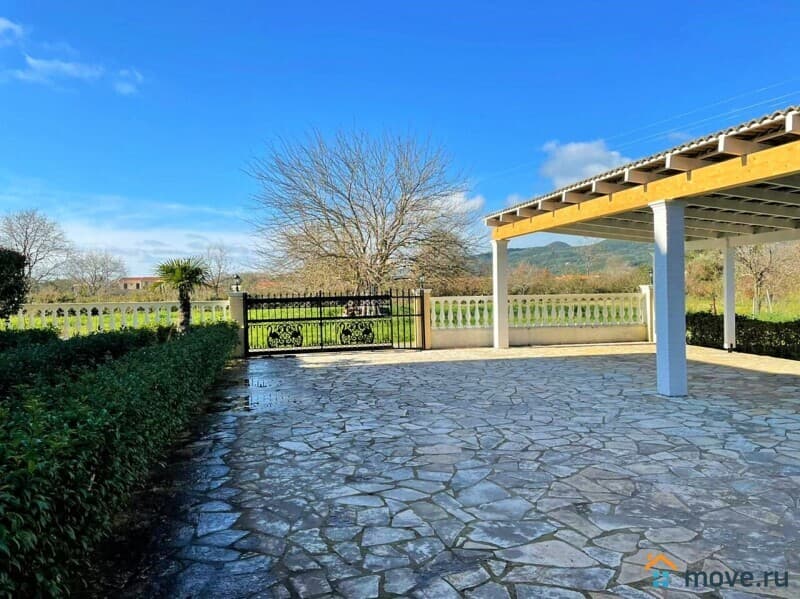 гостиница, 600 м²