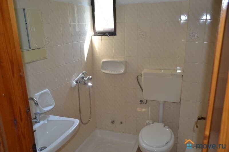 гостиница, 300 м²