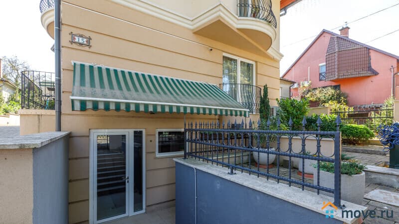 гостиница, 589 м²