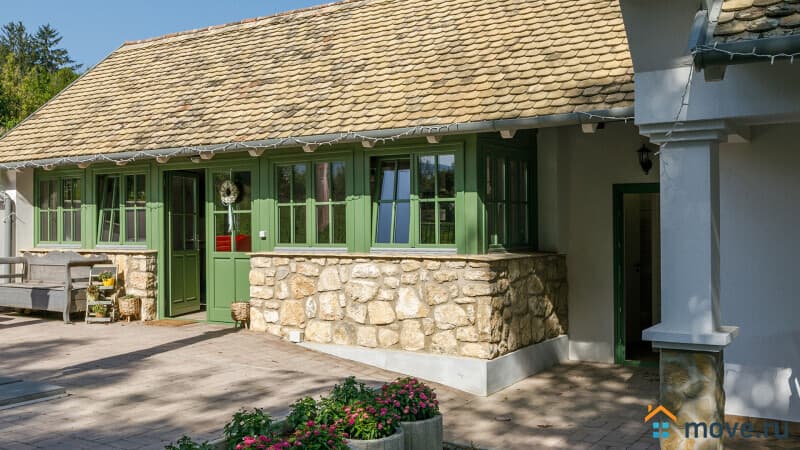 гостиница, 240 м²