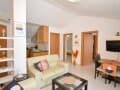 Объявление о продаже трехкомнатной квартиры, 48 м², этаж 2 из 2. Фото 3