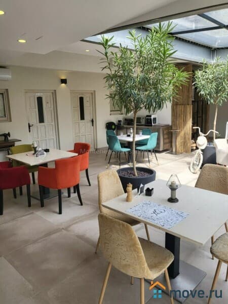 гостиница, 400 м²