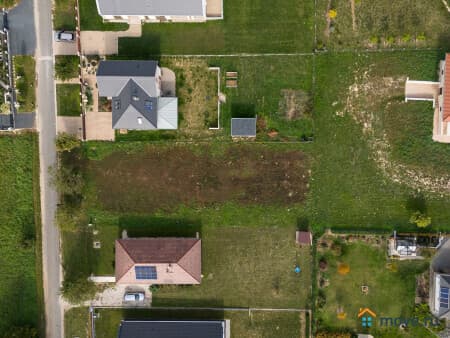 Продам землю под ИЖС, 10 соток, Кестхей, Балатондьерёк