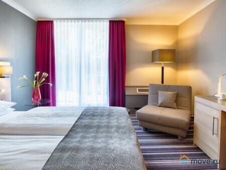 Продаем гостиницу, 10000 м², Дюссельдорф