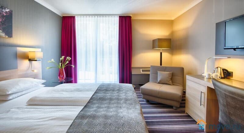 гостиница, 10000 м²