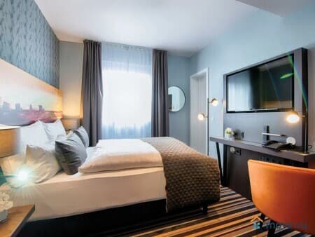 Продаю гостиницу, 8000 м², Дюссельдорф