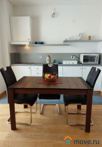 гостиница, 240 м²