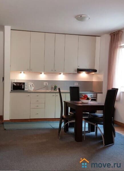 гостиница, 240 м²